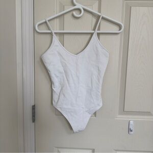 Small Aritzia Sunday Best White BodySuit